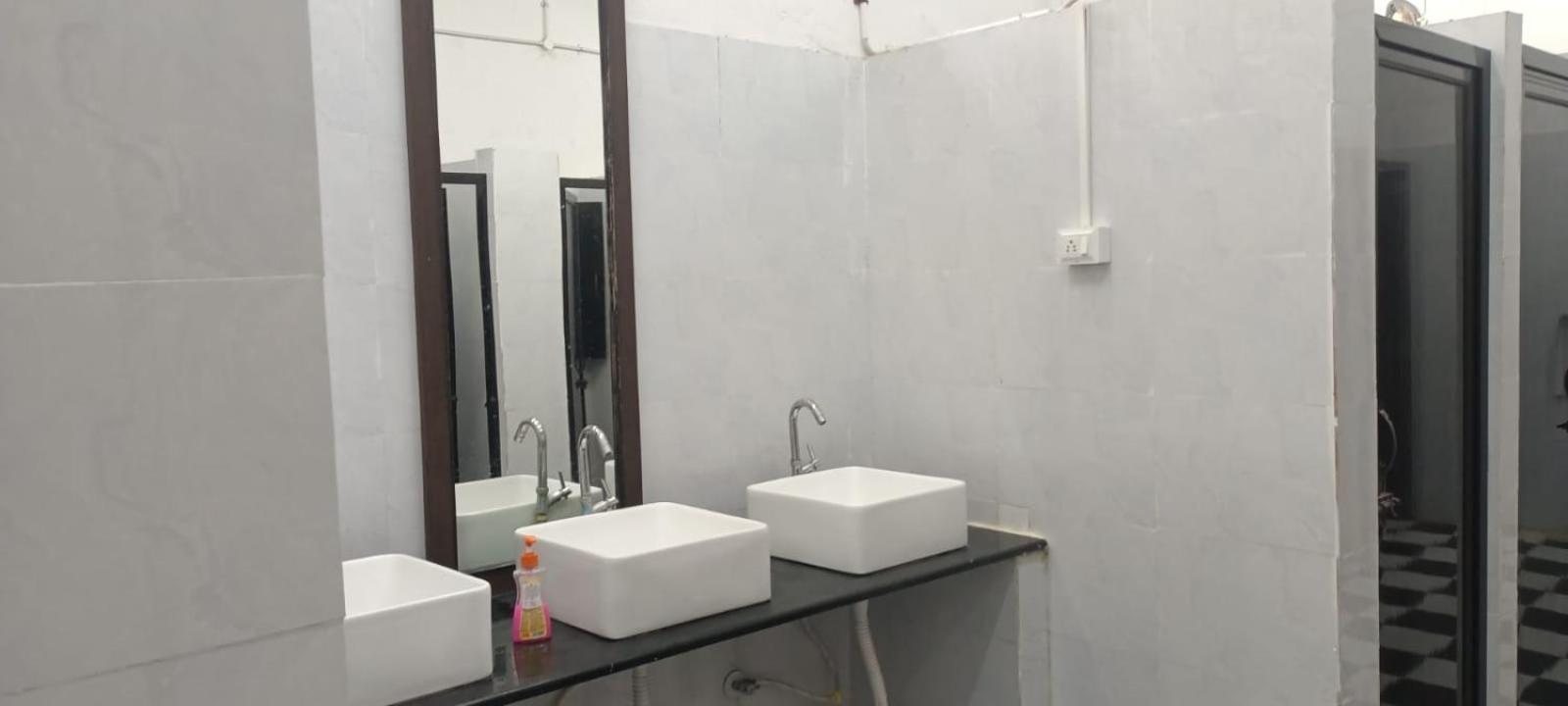 Abuzz Oxfordcaps Bannerghatta Bengaluru Kültér fotó